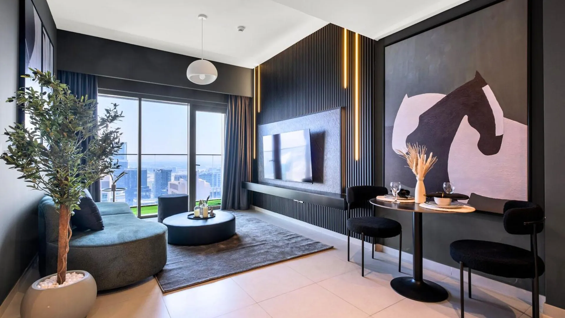 Urban Zen Sky Suite 1Br - Dubai Mall Access By Maxx Value Homes 0*,  United Arab Emirates
