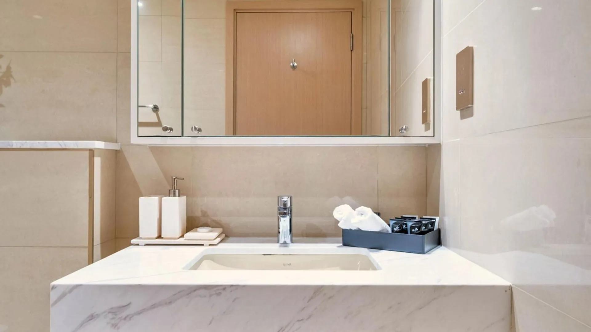 Urban Zen Sky Suite 1Br - Dubai Mall Access By Maxx Value Homes