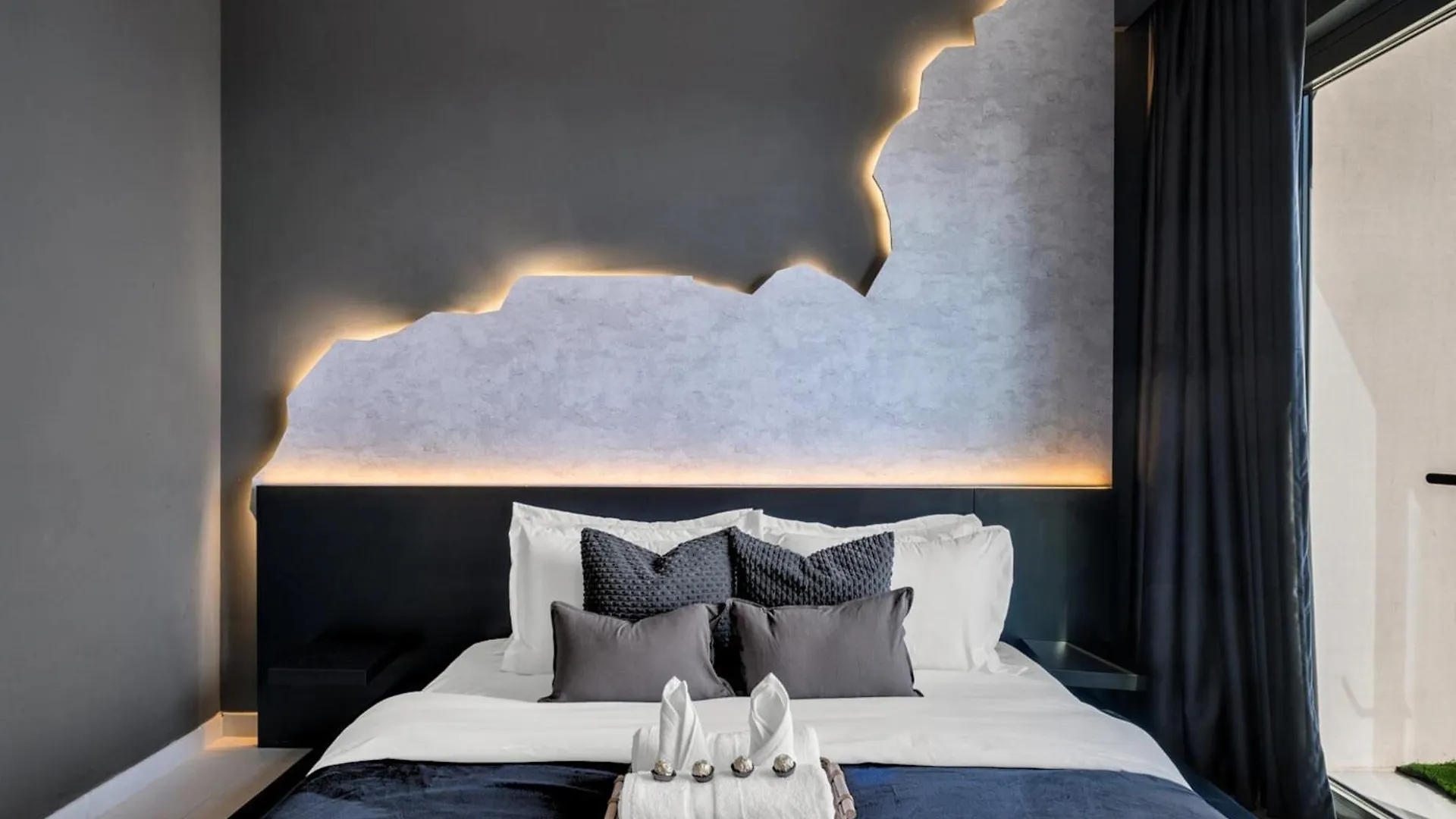 Urban Zen Sky Suite 1Br - Dubai Mall Access By Maxx Value Homes
